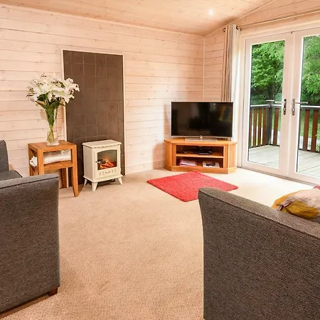 Woodlands & Pine Country house