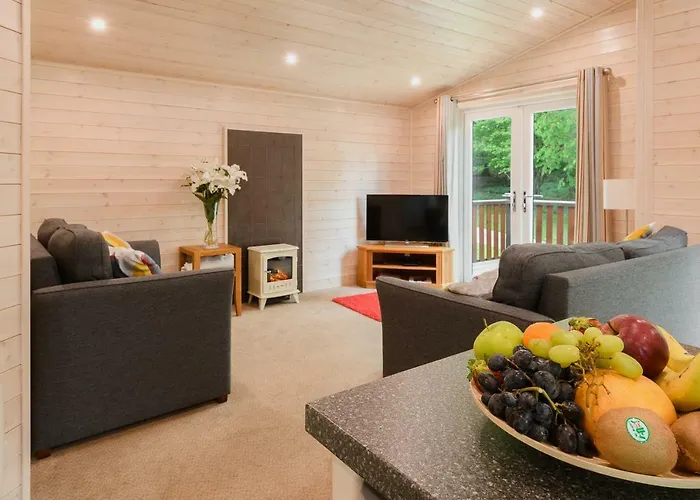 Woodlands Hotel&pine *