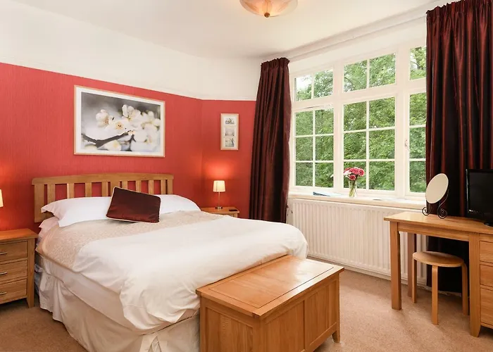 Hétvégi ház Woodlands & Pine Grange-over-Sands