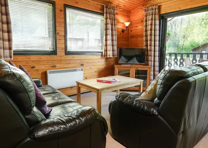 Hétvégi ház Woodlands & Pine *