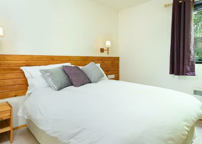 Hétvégi ház Woodlands & Pine Grange-over-Sands